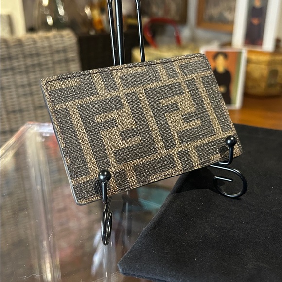 Fendi Roma Monogram Card Holder Unisex 4”x 2.5” EUC - Picture 3 of 5